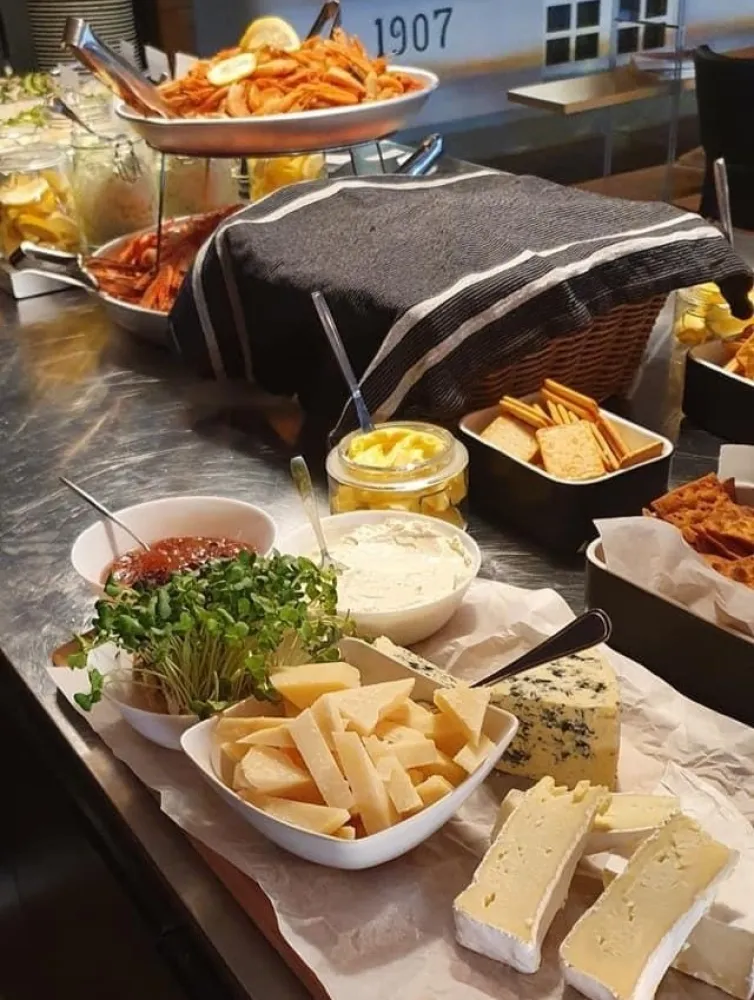 Räkfrossa på Karaktärshotellets Kök & Scen